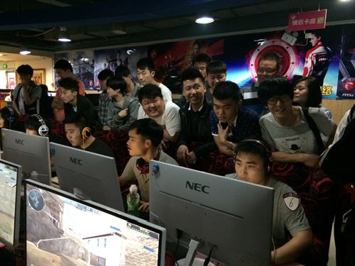 字母哥或加 字母哥或加